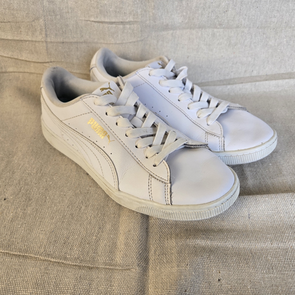 Puma Women’s Size 7 White Leather Sneakers 370468-01 Casual Lace Up Shoes Gold L